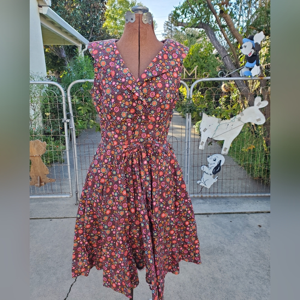 Floral V-Neck Midi Dress